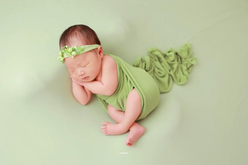 海南八个月宝宝老是使劲 海南八个月宝宝老是使劲